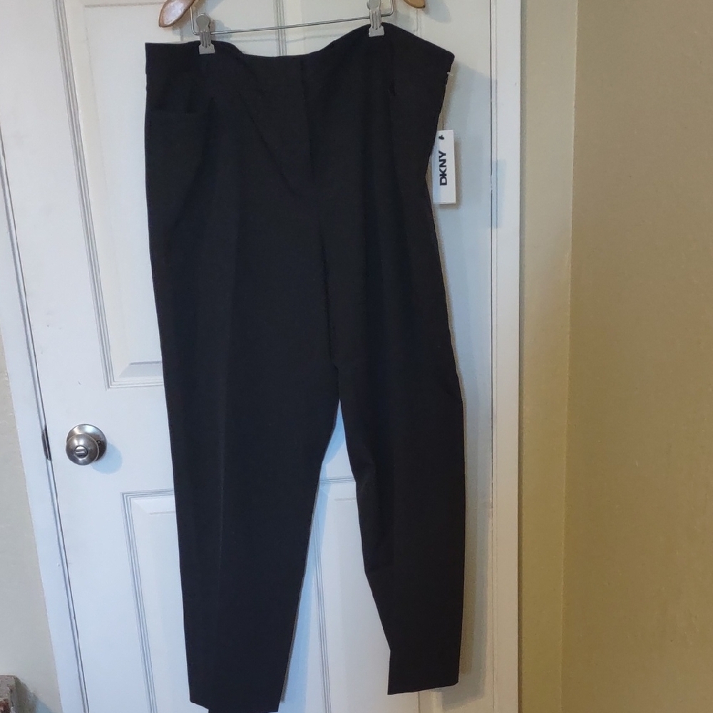 DKNY Women's Classic Black Trousers Pants Size 20 W New